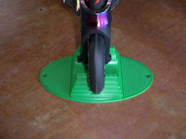 Soporte Patinetes  Display Stand Scooter - Imagen 3